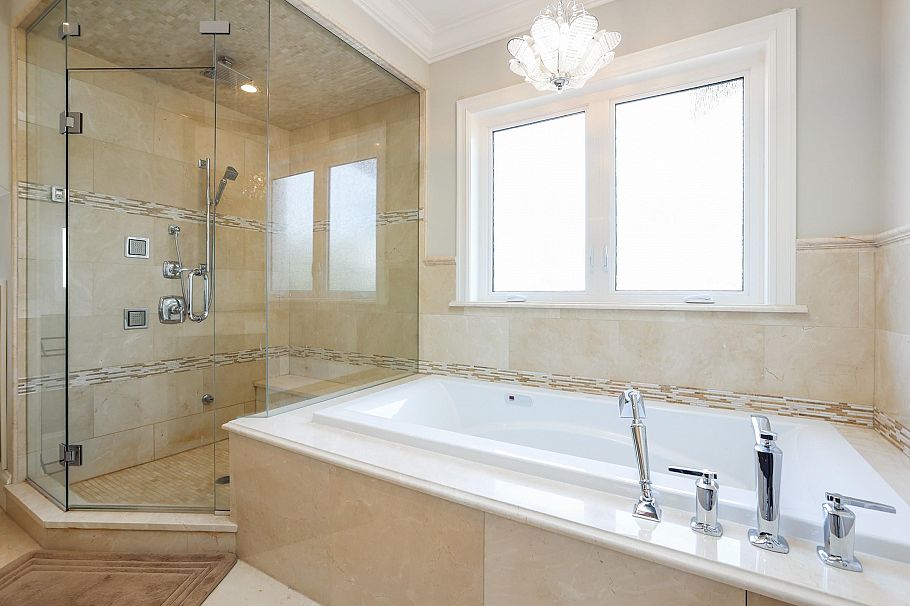 3553 W 31st Avenue Vancouver, BC - 22