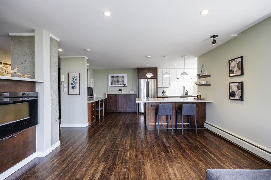 302 540 Lonsdale Avenue North Vancouver, BC - 10