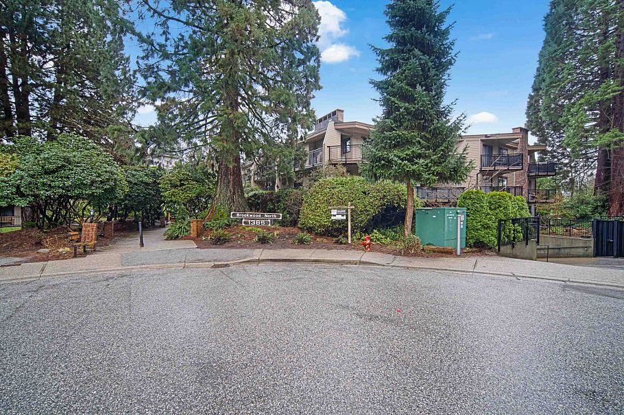 320 1385 Draycott Road North Vancouver, BC - 26