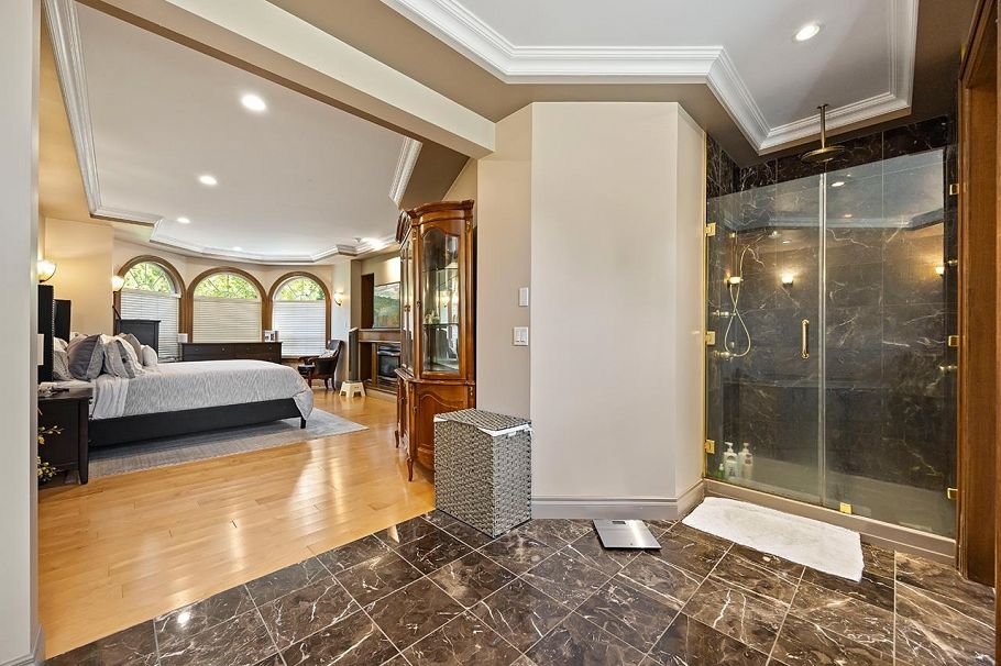 3582 Edgemont Boulevard North Vancouver, BC - 28