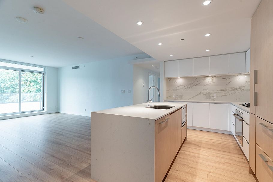 401 1500 Fern Street North Vancouver, BC - 5