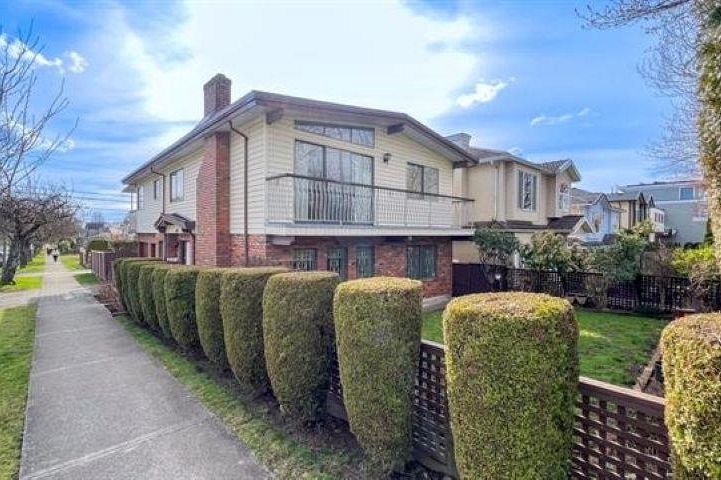 6515 Lanark Street Vancouver, BC - 2