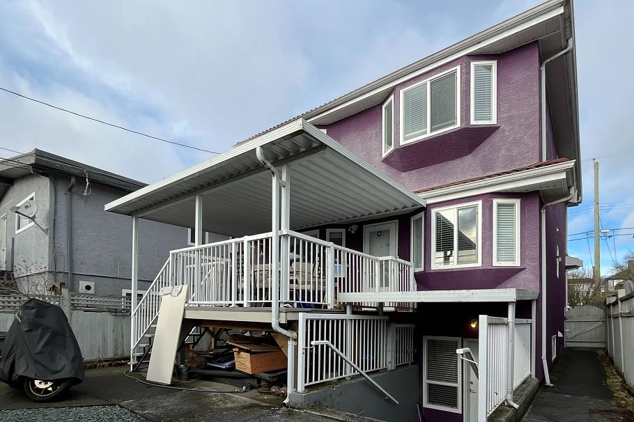 736 E 55th Avenue Vancouver, BC - 37