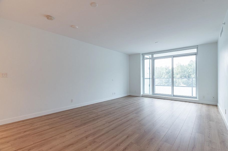 401 1500 Fern Street North Vancouver, BC - 10