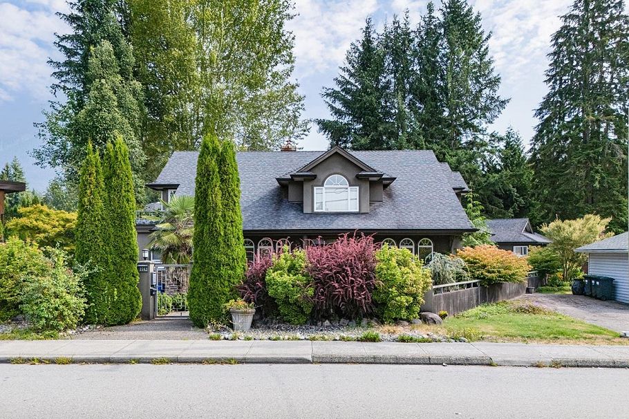 3582 Edgemont Boulevard North Vancouver, BC - 7