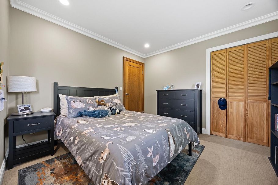 3582 Edgemont Boulevard North Vancouver, BC - 37