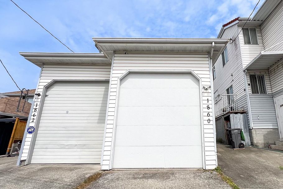 1860 SE Marine Drive Vancouver, BC - 28