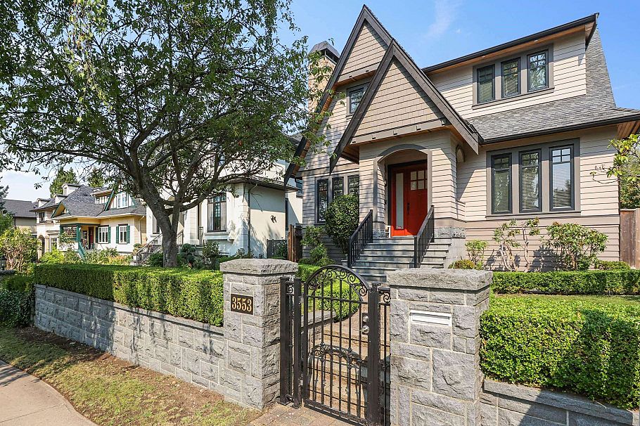 3553 W 31st Avenue Vancouver, BC - 1