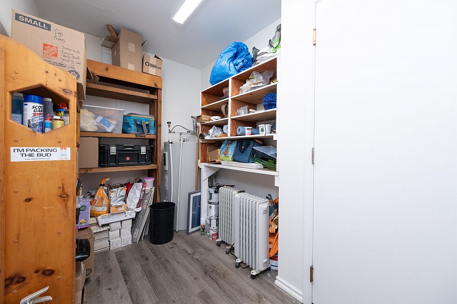 4 260 E 4th Street North Vancouver, BC - 34