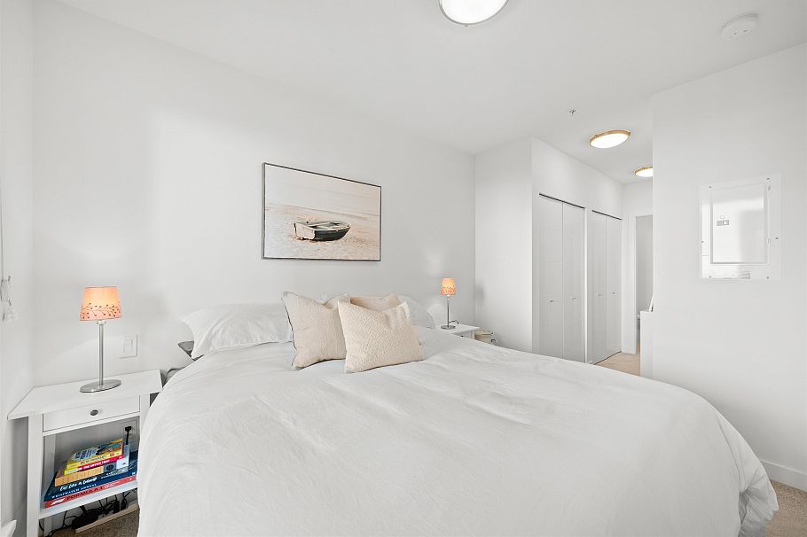 304 108 E 8th Street North Vancouver, BC - 20