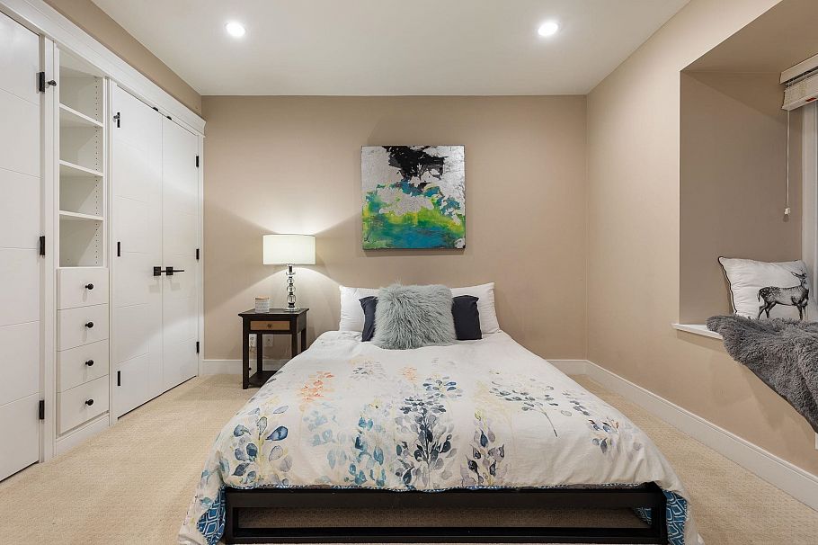 839 W 20th Street North Vancouver, BC - 28