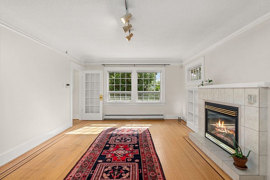 909 W 18th Avenue Vancouver, BC - 6