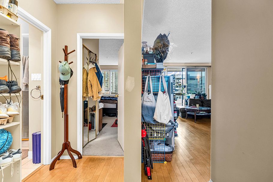 1108 1177 Hornby Street Vancouver, BC - 9