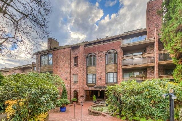 218 2320 W 40th Avenue Vancouver, BC - 1