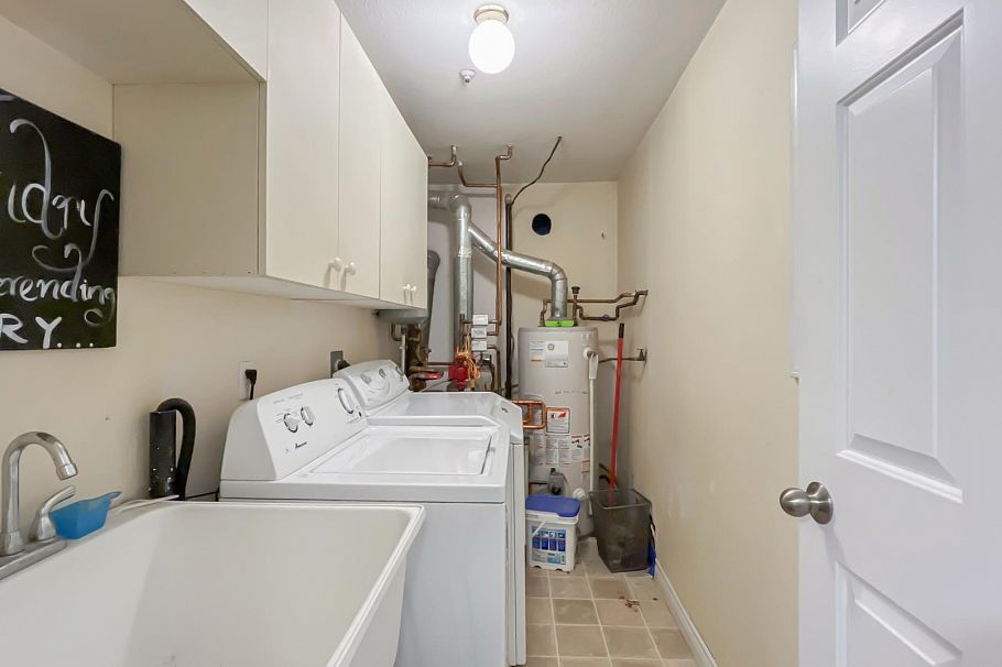 736 E 55th Avenue Vancouver, BC - 33