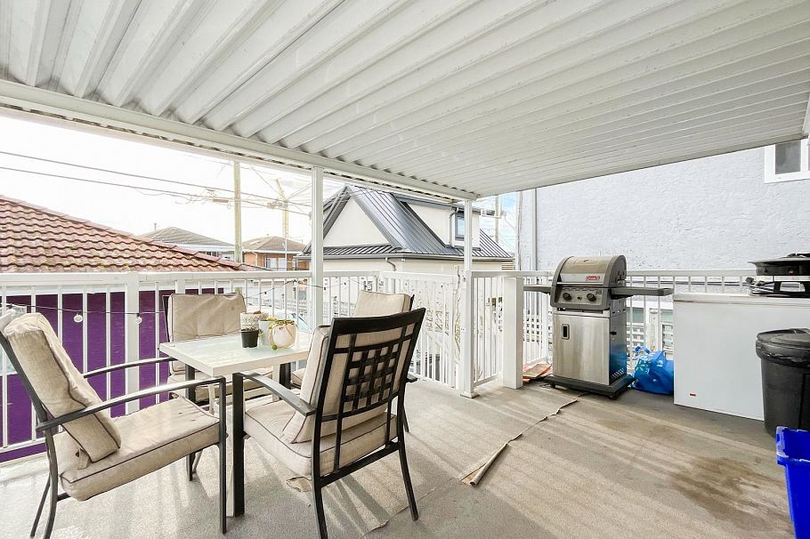 736 E 55th Avenue Vancouver, BC - 34