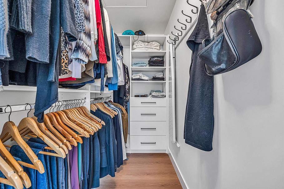 404 2632 Library Lane North Vancouver, BC - 15