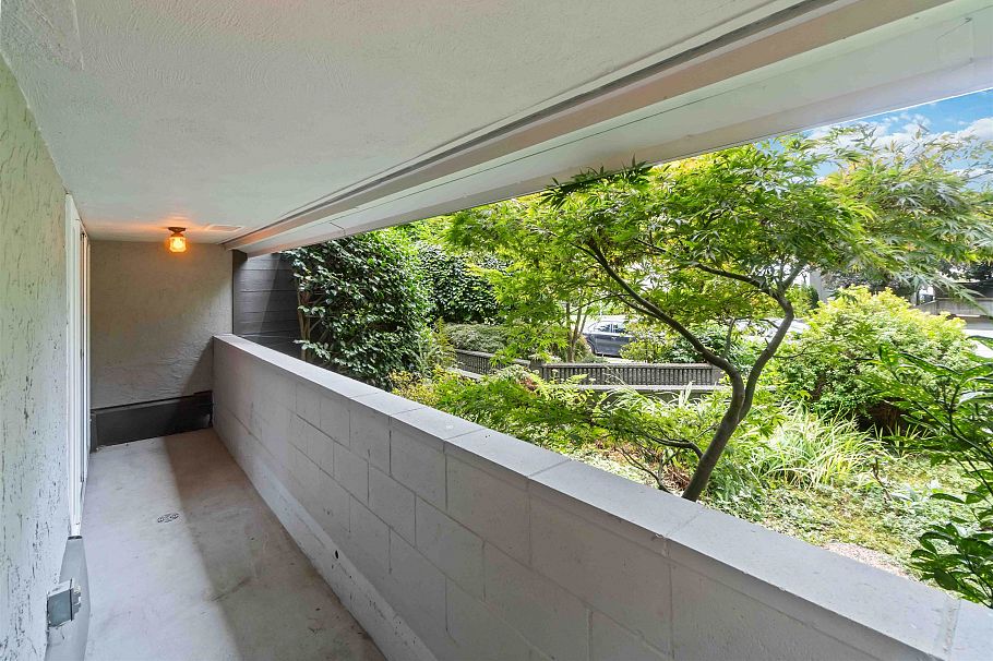 102 1352 W 10th Avenue Vancouver, BC - 23