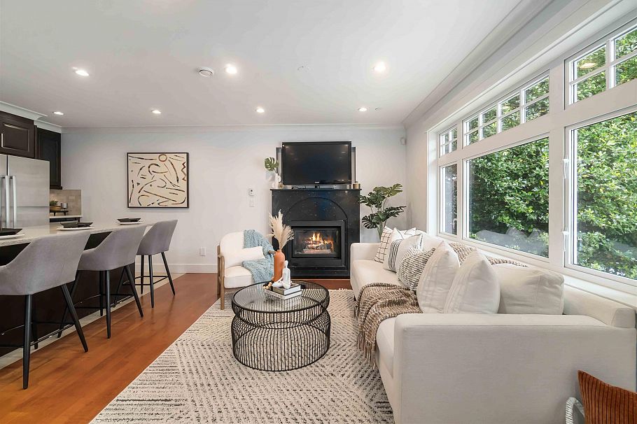 2721 W 5th Avenue Vancouver, BC - 11