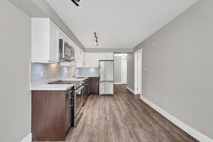 208 707 E 43rd Avenue Vancouver, BC - 8