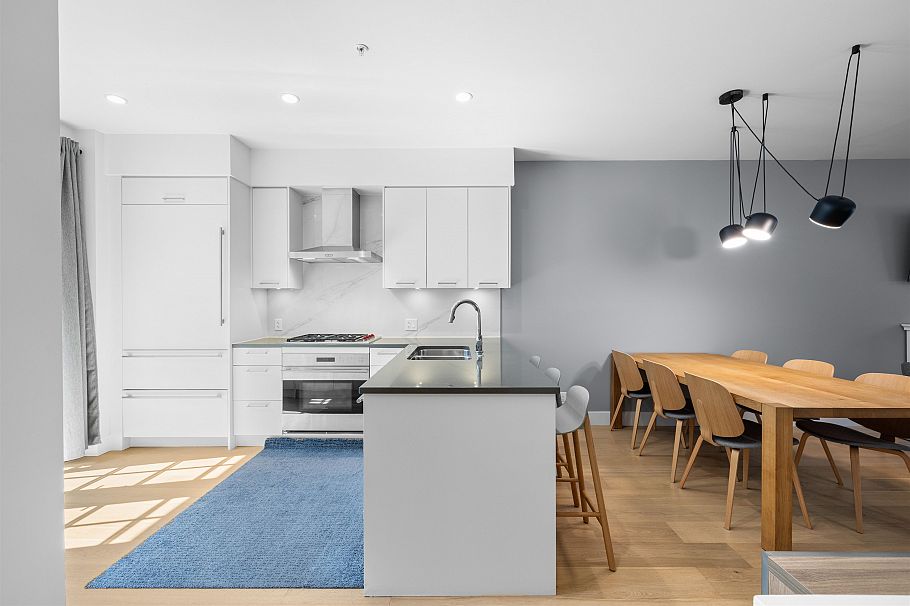 6 1133 Ridgewood Drive North Vancouver, BC - 7