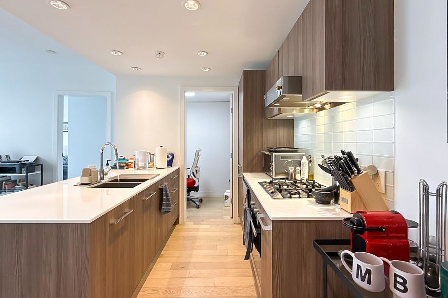 1112 2220 Kingsway Vancouver, BC - 6