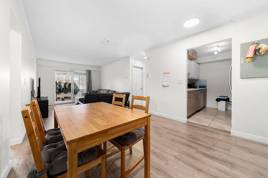 306 3624 Fraser Street Vancouver, BC - 35