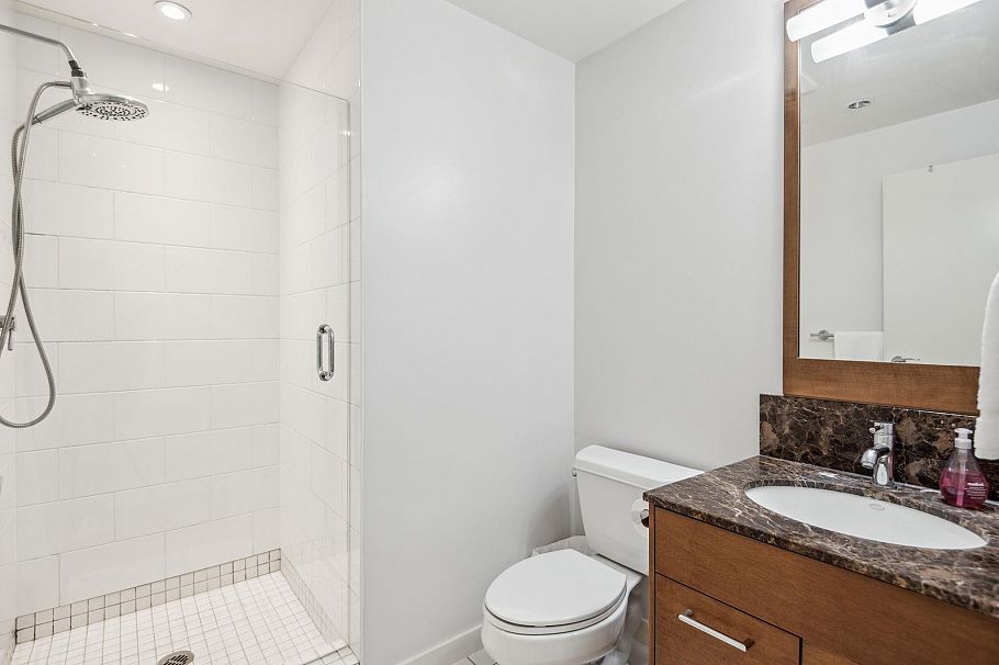 605 1005 Beach Avenue Vancouver, BC - 17