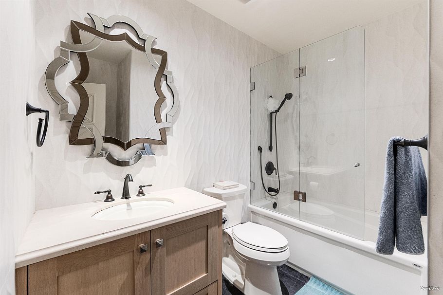 1192 W 39th Avenue Vancouver, BC - 24