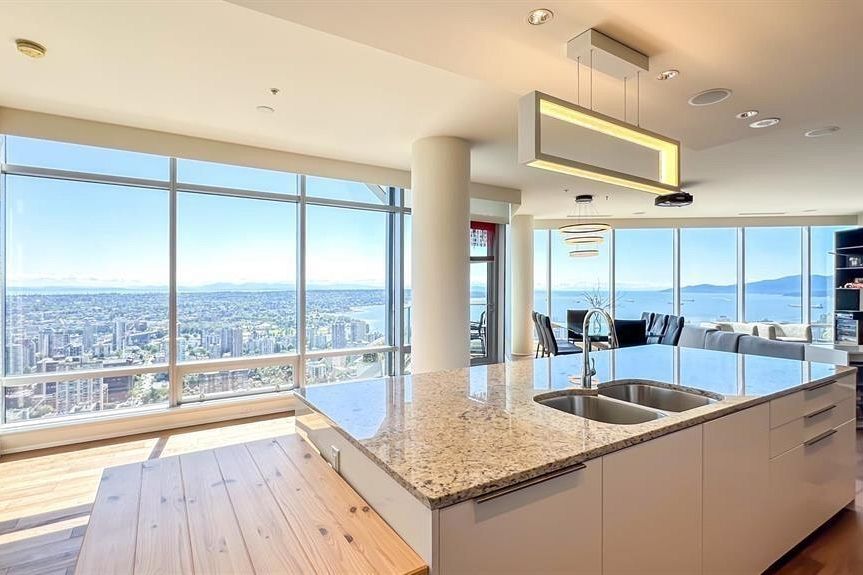 5004 1128 W Georgia Street Vancouver, BC - 10