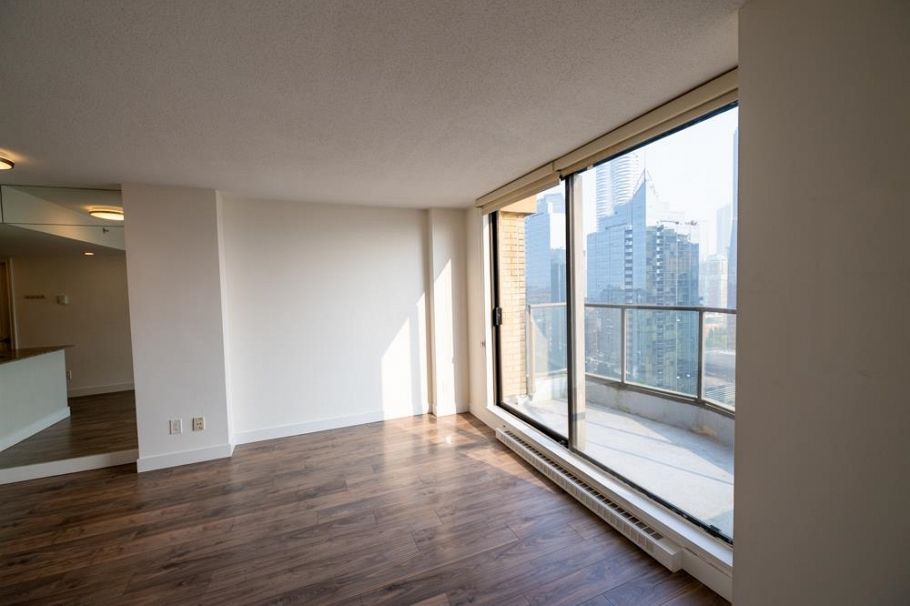 2603 1189 Howe Street Vancouver, BC - 4