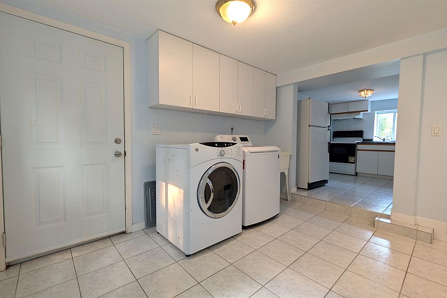 3539 W 37th Avenue Vancouver, BC - 14