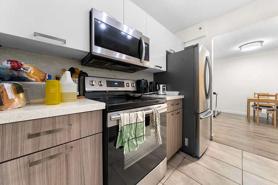 306 3624 Fraser Street Vancouver, BC - 24