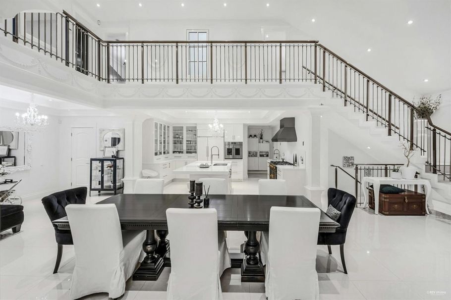 4511 Capilano Road North Vancouver, BC - 24