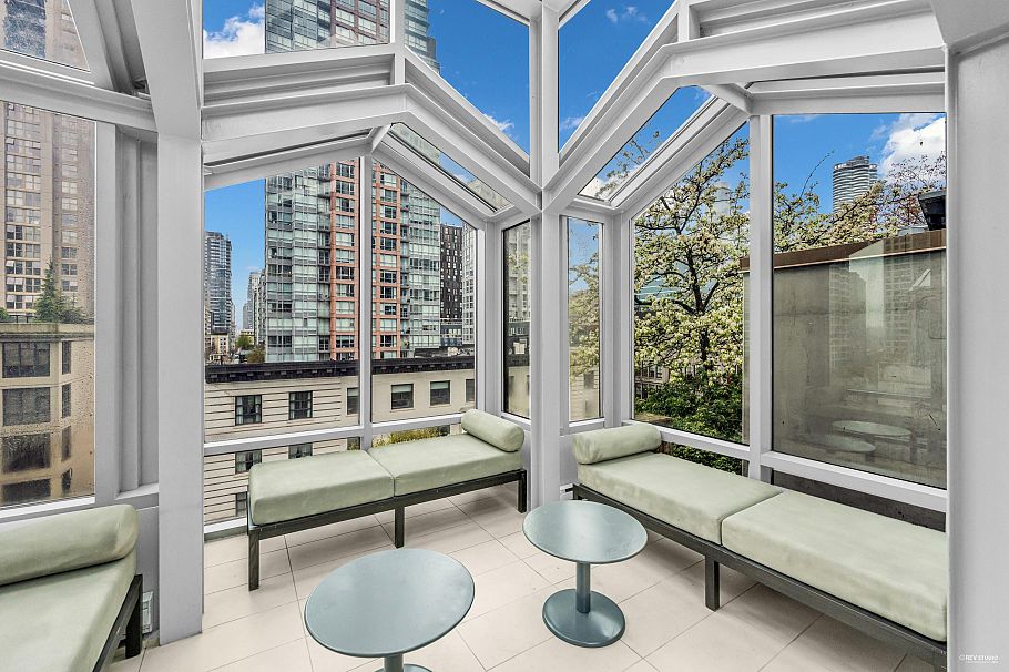 1002 565 Smithe Street Vancouver, BC - 23