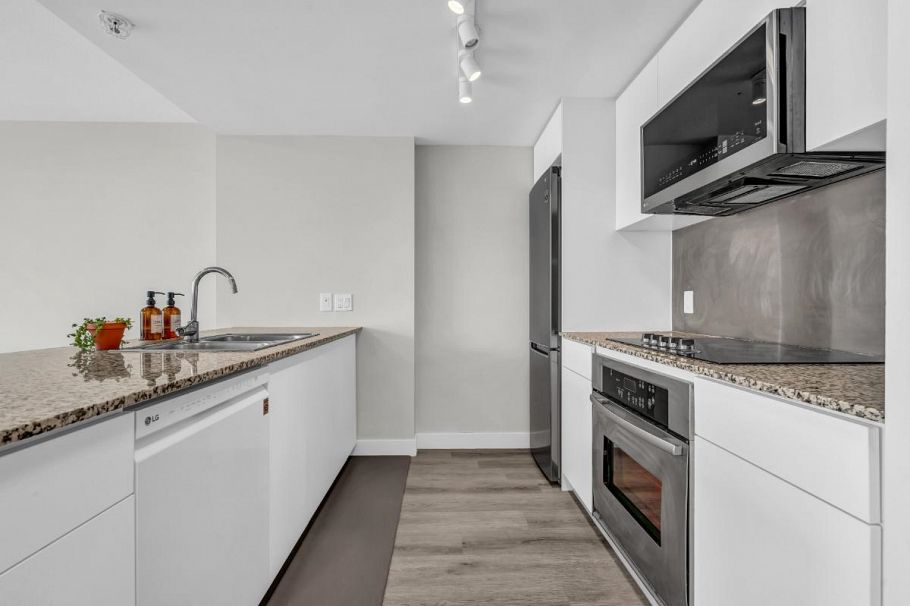 1805 788 Hamilton Street Vancouver, BC - 7