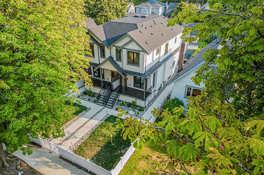 3336 W 14th Avenue Vancouver, BC - 39