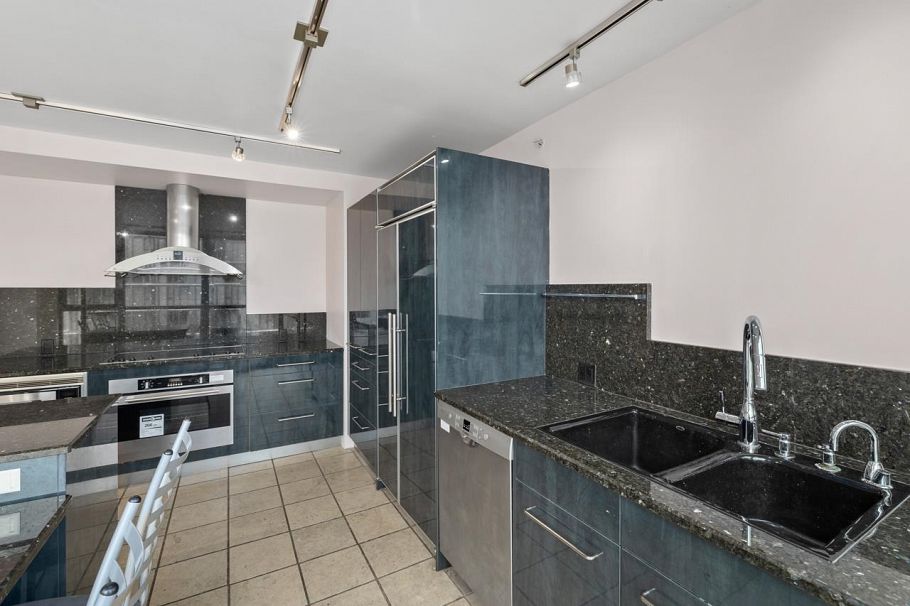 2202 1331 Alberni Street Vancouver, BC - 11