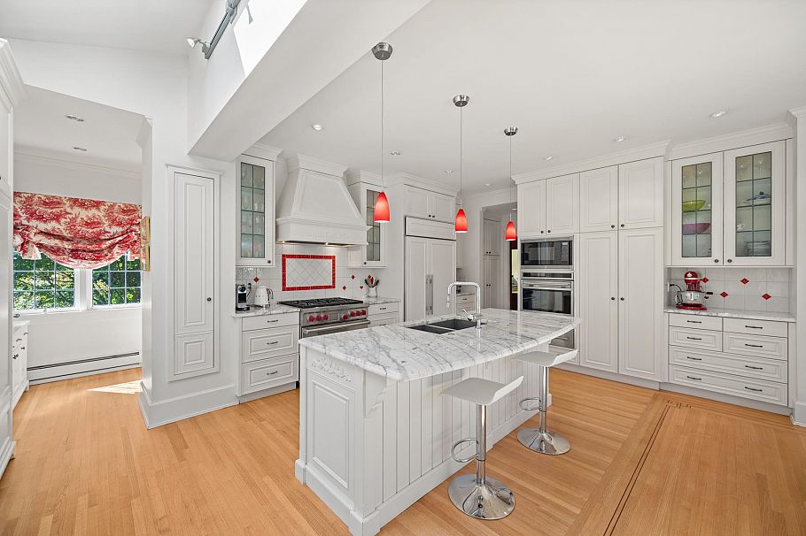 1519 W 35th Avenue Vancouver, BC - 8