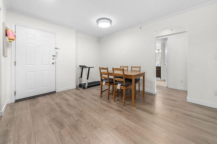 306 3624 Fraser Street Vancouver, BC - 25