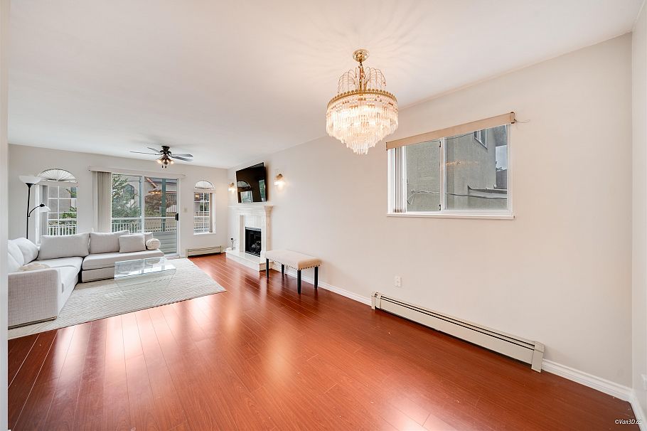 4021 Victoria Drive Vancouver, BC - 9