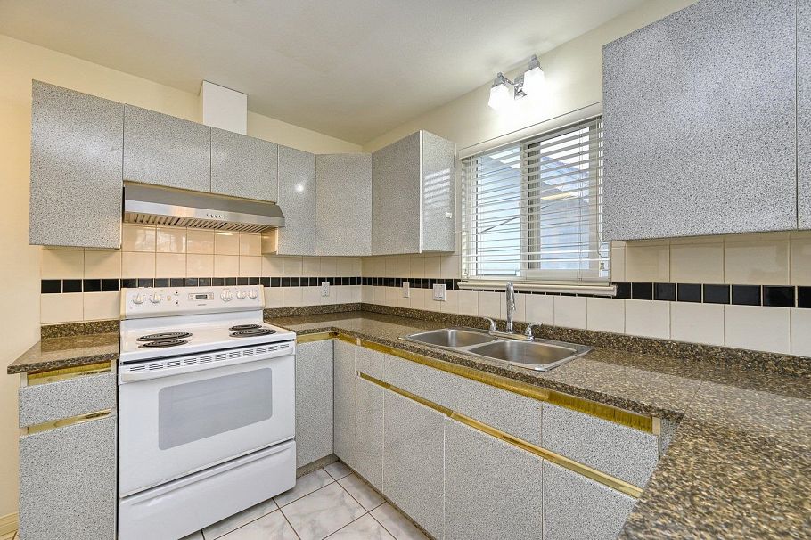 3315 Charles Street Vancouver, BC - 8