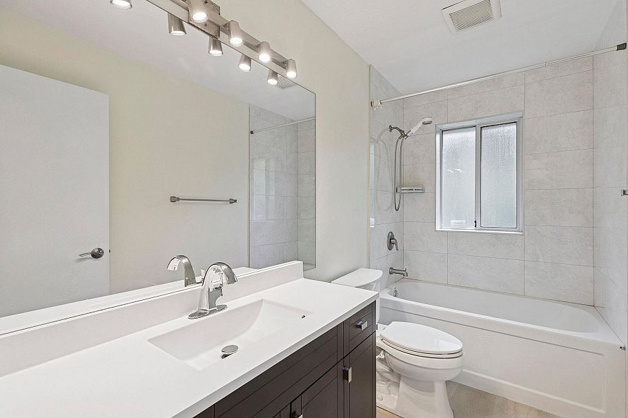 3379 Fieldstone Avenue Vancouver, BC - 16