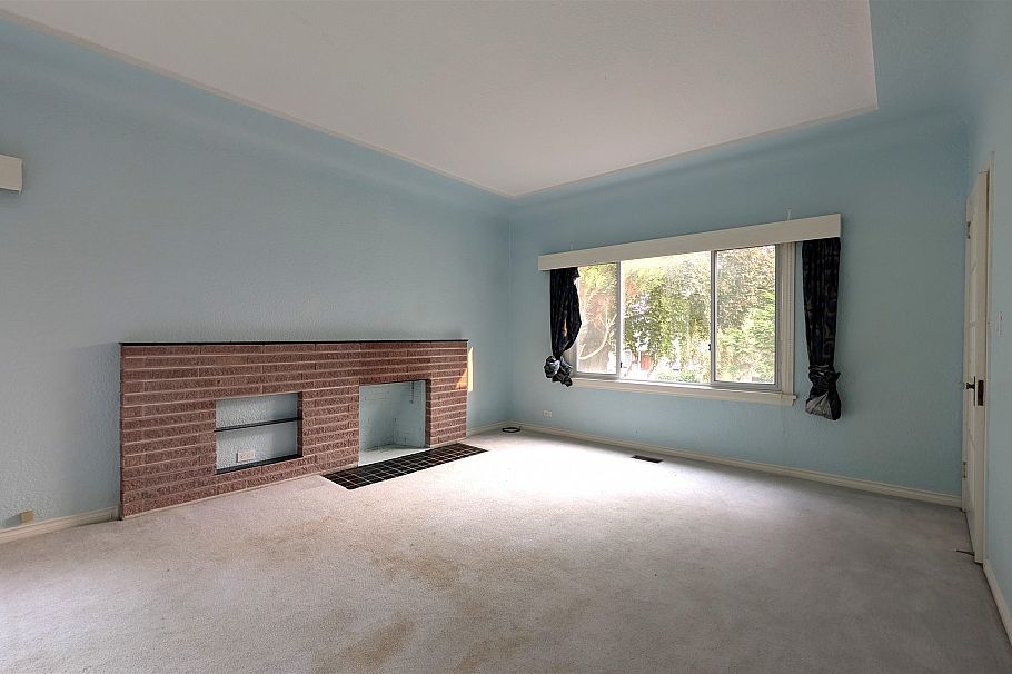 3539 W 37th Avenue Vancouver, BC - 3