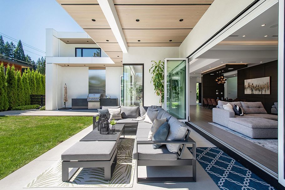 4262 Lions Avenue North Vancouver, BC - 9