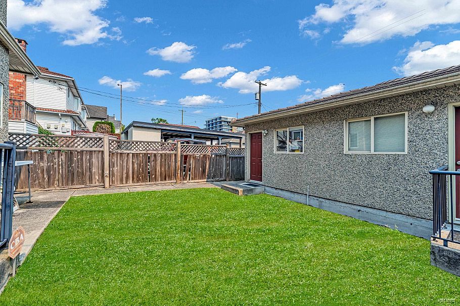 8436 Osler Street Vancouver, BC - 8