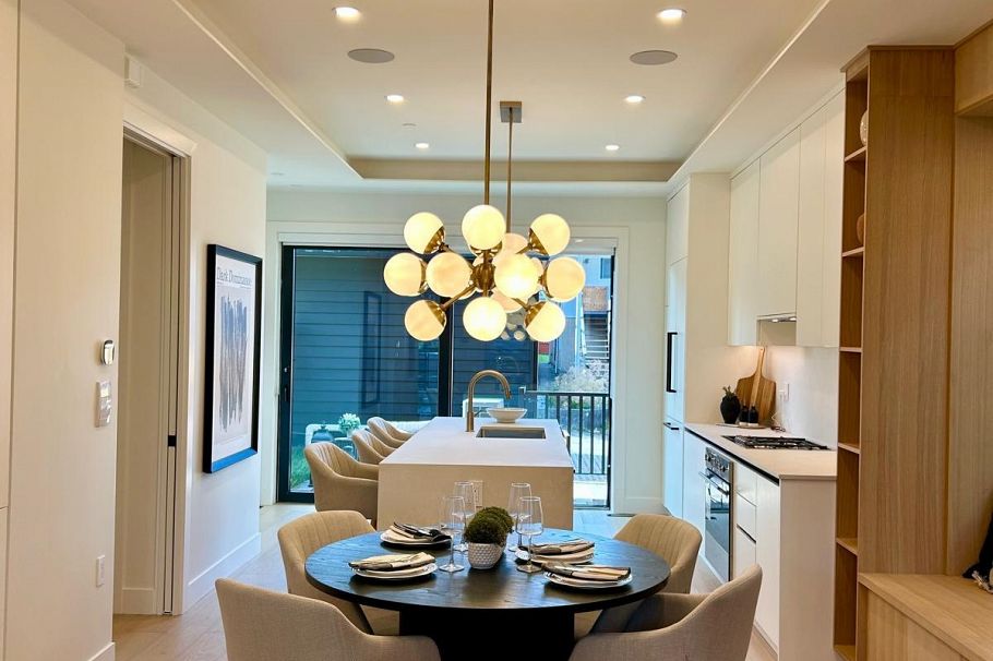 1 4895 Moss Street Vancouver, BC - 13