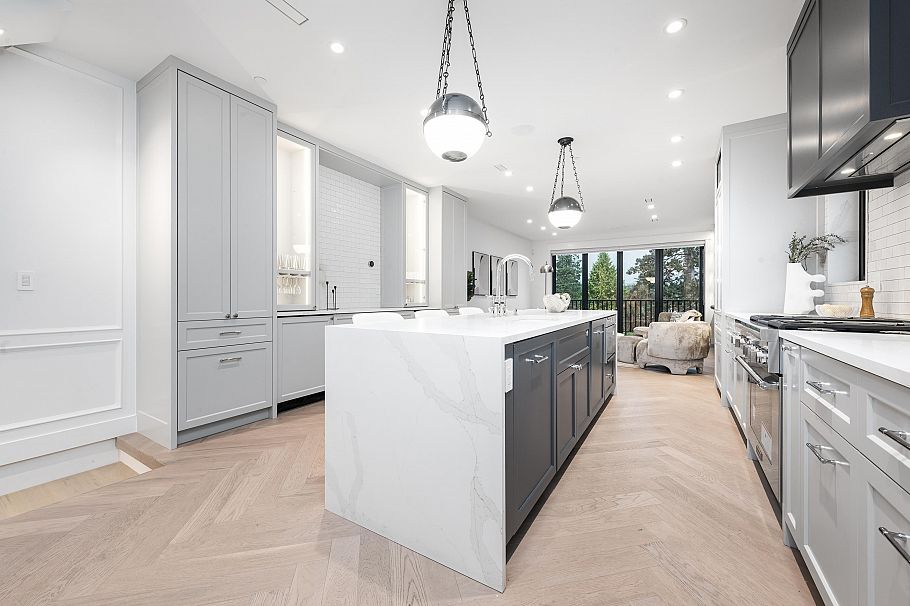 2173 Vanness Avenue Vancouver, BC - 7