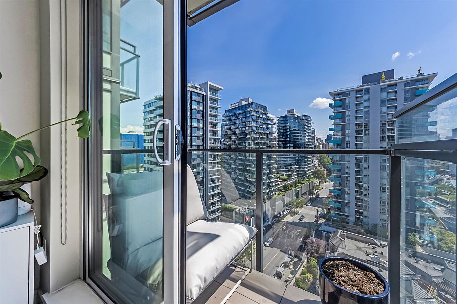 1603 1221 Bidwell Street Vancouver, BC - 14