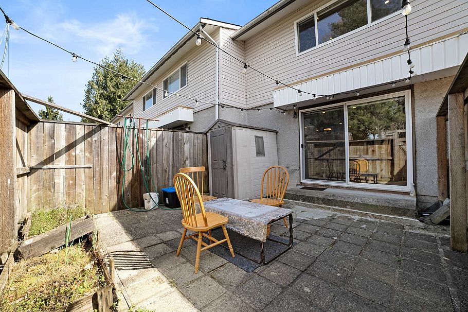 2 3558 E 49th Avenue Vancouver, BC - 17